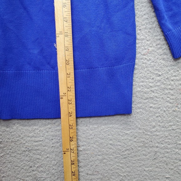 Cable & Gauge Sweater Womens Medium Royal Blue Jewel Beaded Knitted Slim Fit - Picture 3 of 8